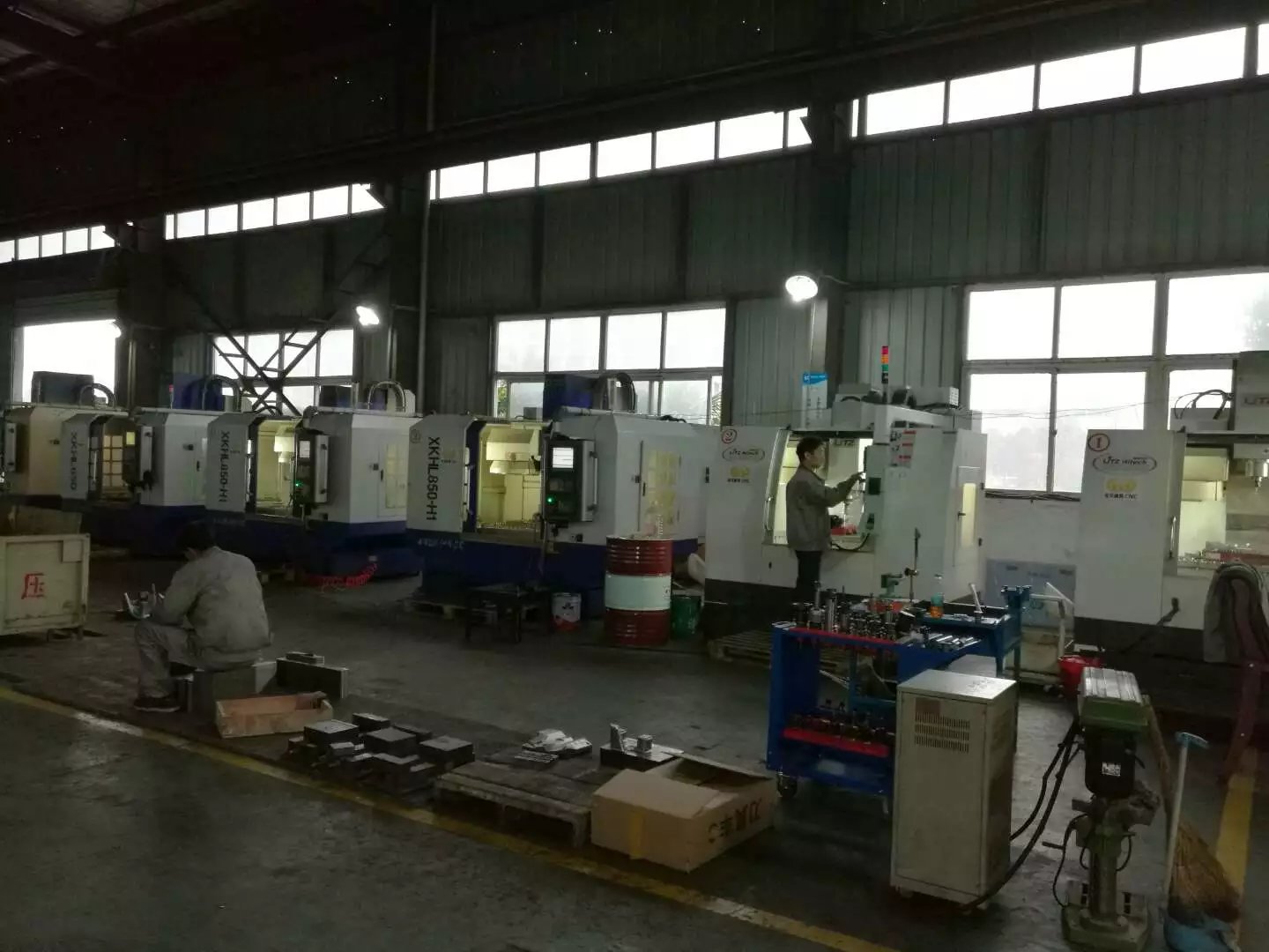 芜湖金龙模具CNC数控加工中心生产线正式全面启动